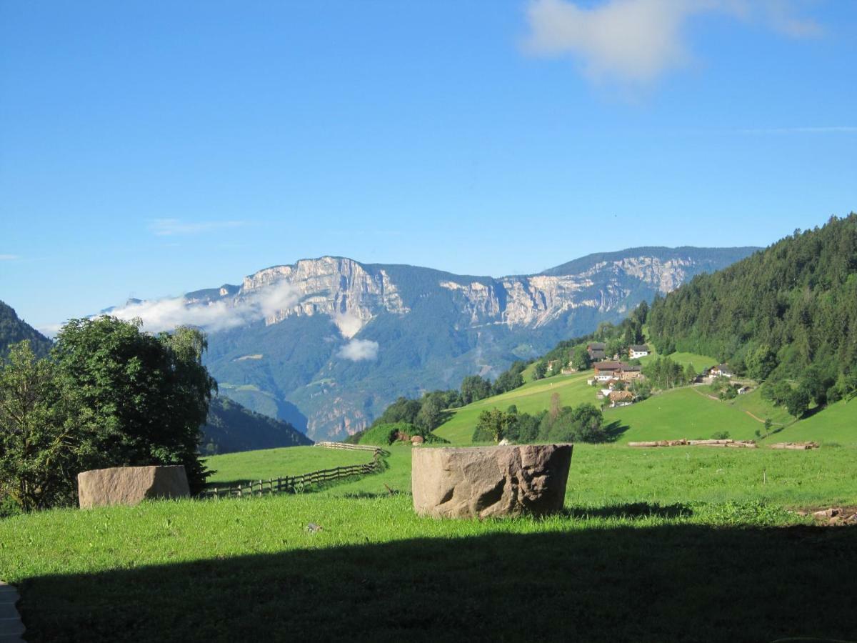Schwabl Auf Der Ebene Apartment Meltina Bagian luar foto